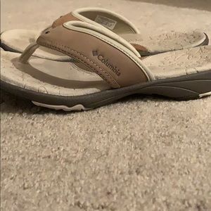 Women’s Columbia Flip flops size 7